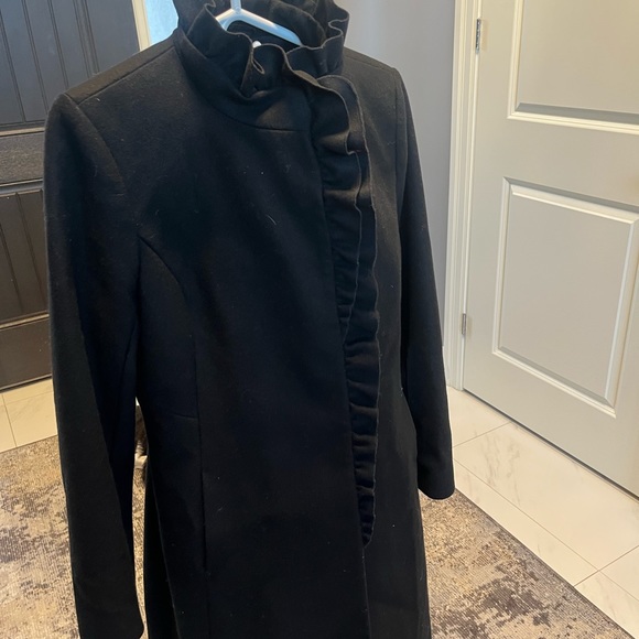 DKNY size 12 elegant black ruffled winter coat - Picture 15 of 17